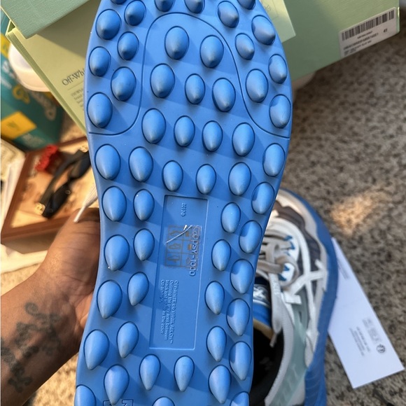 Off white sneakers - Picture 8 of 15